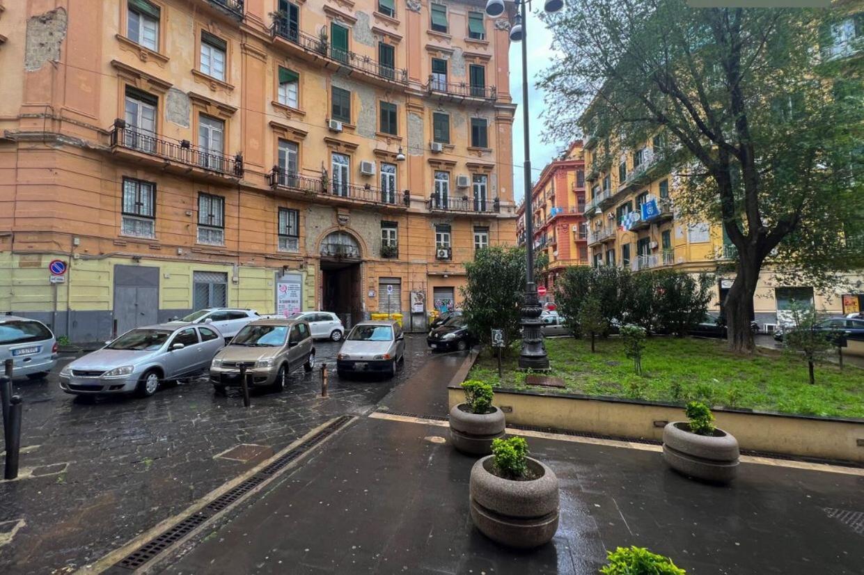 B&B Da Paola Νάπολη Εξωτερικό φωτογραφία
